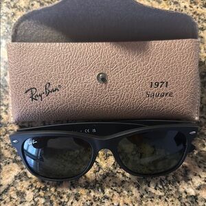 Ray-Ban Black Square Sunglasses
